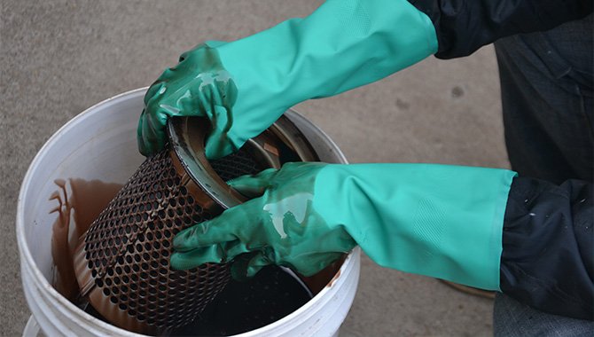 Using Disposable Glove Considerations